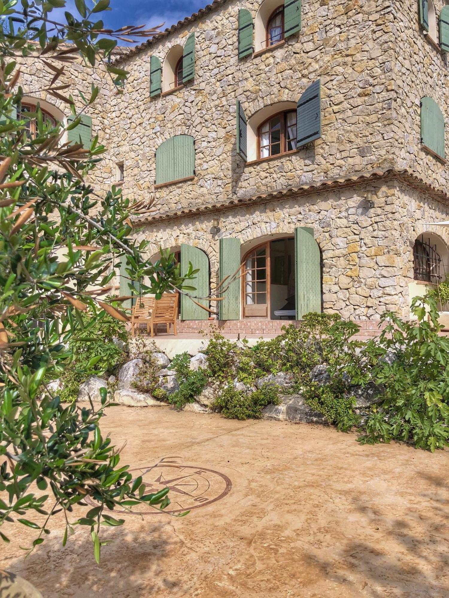 Bed and Breakfast Mas de Kyoto Nîmes-Uzès Dions Exterior foto